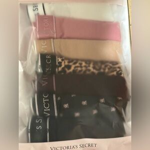 Victoria's Secret Women’s Panty Set size L various colors 7 pack. FREE SHIPPING